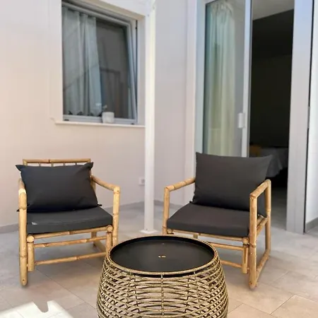 Amami Bed and Breakfast Ανακάπρι